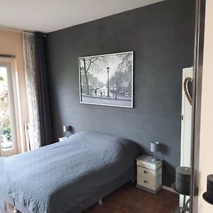 Studio con letto king size